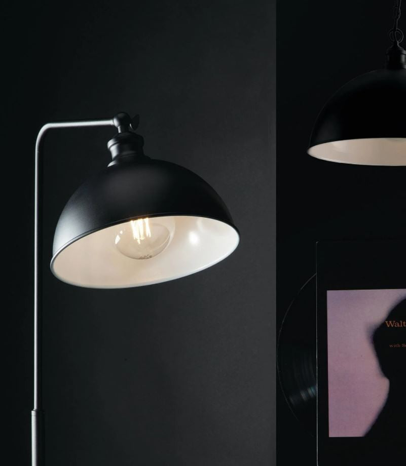 Piantana metallo nero opaco diffusore interno bianco lucido 1XE27 non incl. CHARLESTON Piantana metallo nero opaco diffusore interno bianco lucido 1XE27 non incl. CHARLESTON